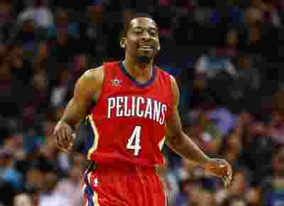 公牛队客场击败黄蜂，保住季后赛希望